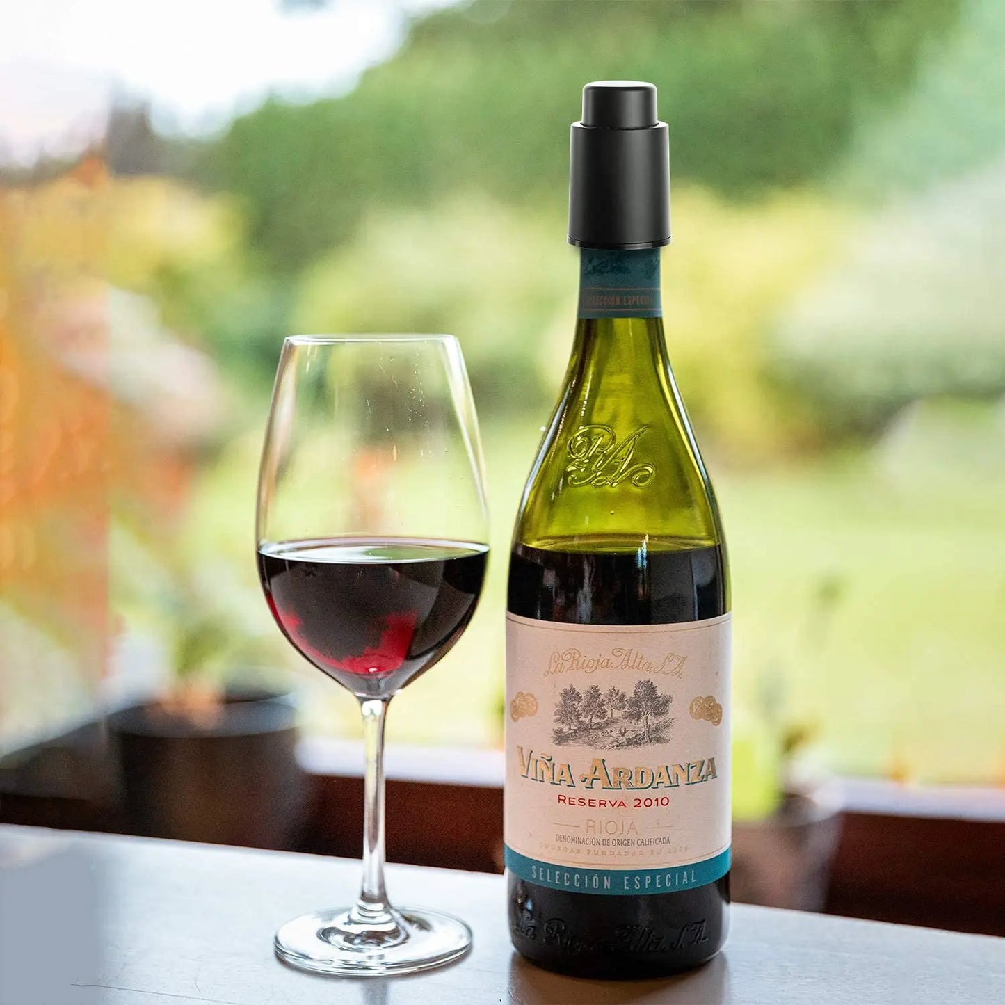 Wine Stopper Vacuum (2 Pack Wine Stoppers)