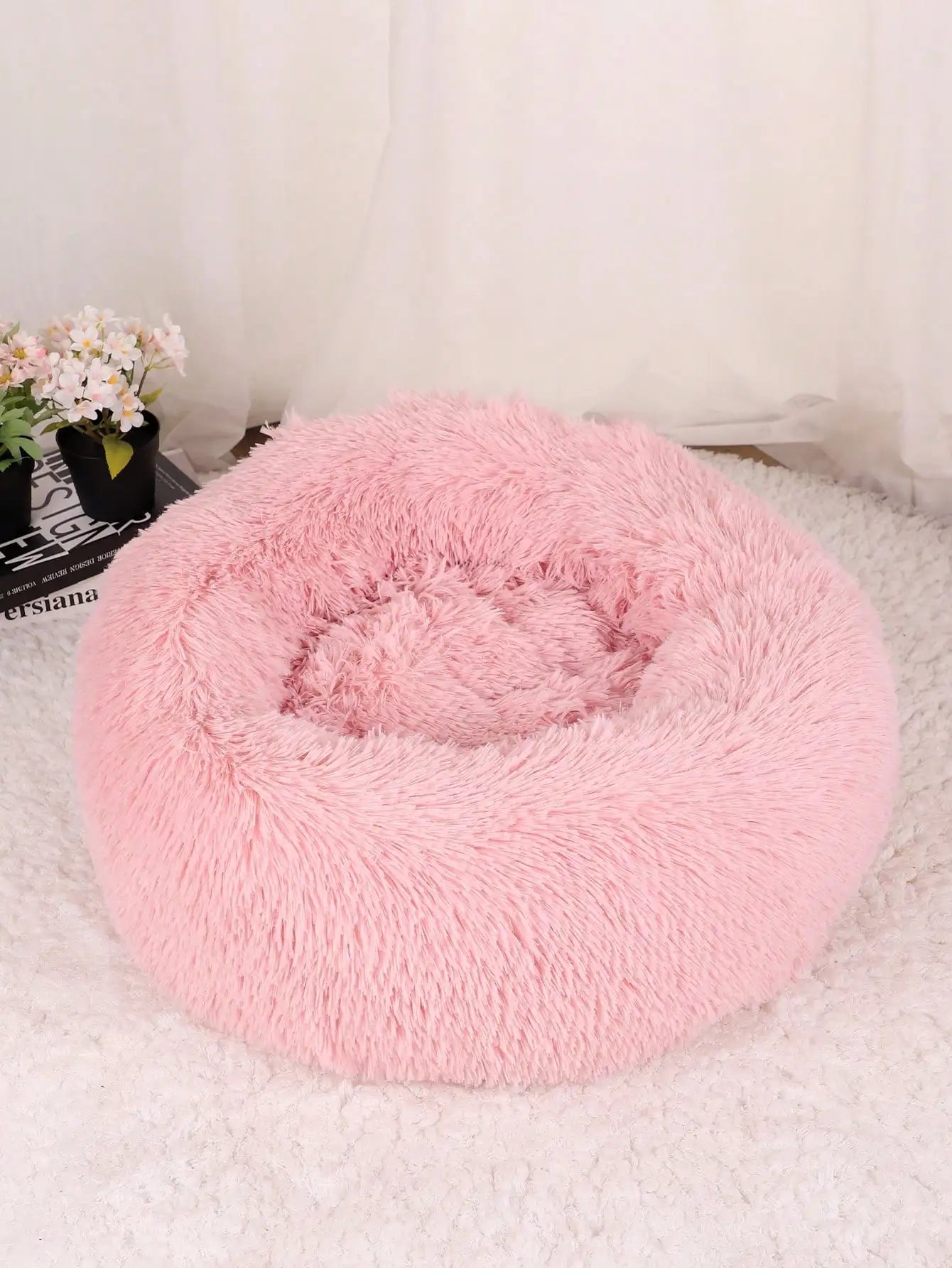 Luxurious Plush Round Pet Bed For Small To Medium Pets
